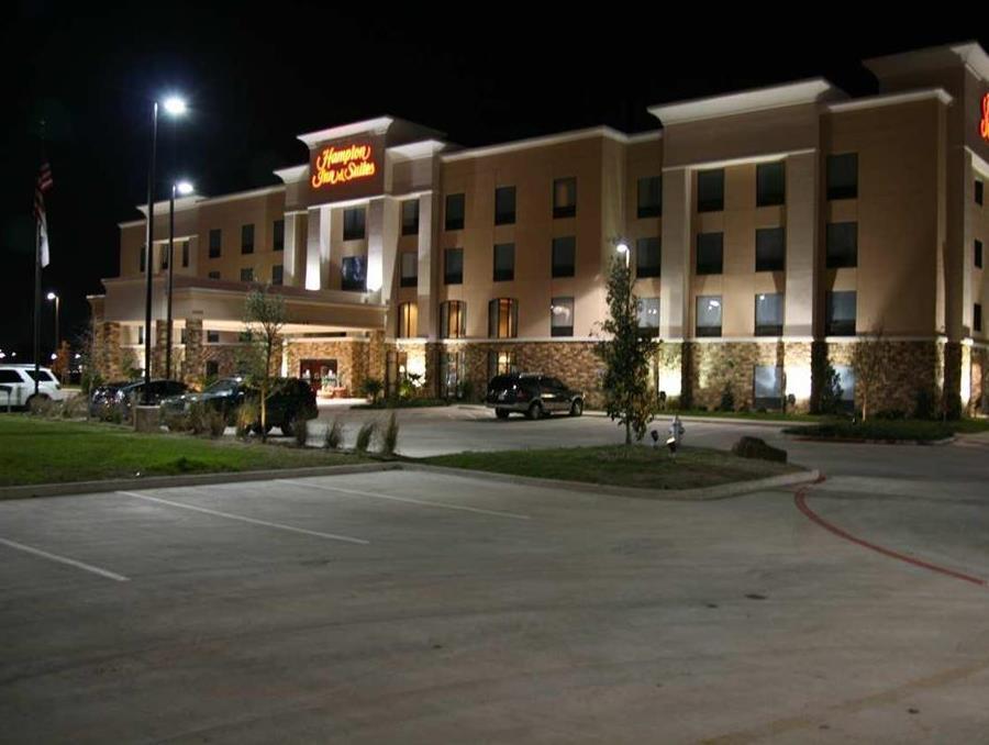 Hampton Inn & Suites Fort Worth/Forest Hill Exterior photo